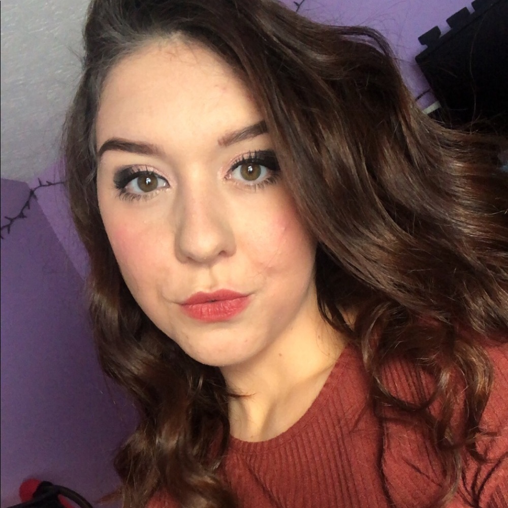 Meet your Posher, Lexilexi